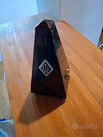 metronomo Wittner Taktell piramidale in legno 