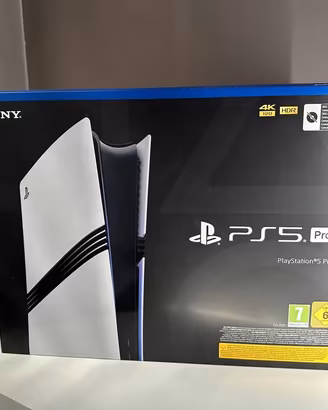 PlayStation 5 Pro con 2 controller