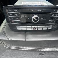 Stereo classe A/ GLA
