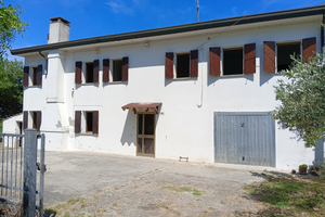 Casa singola con terreno