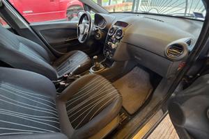 Opel corsa 1.3 multijet  - 2011
