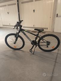 MOUNTAIN BIKE ROCKRIDER DECATHLON 24" COME NUOVA 