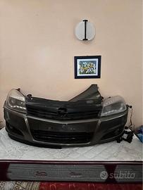 Paraurti completo opel astra h