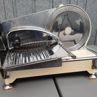 Affettatrice elettrica QUICK MILL colore BIANCO