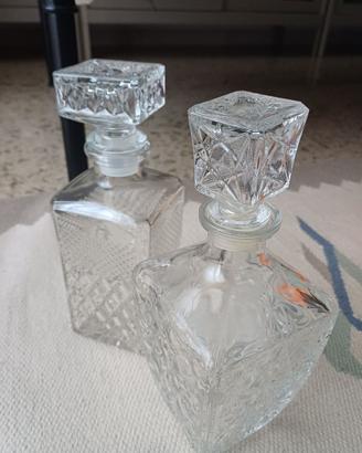 Coppia bottiglie liquore in vetro lavorato