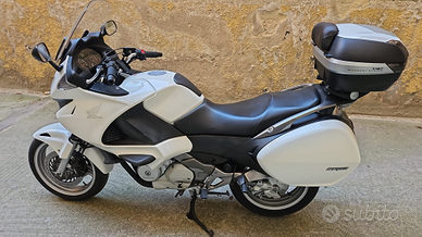 Honda Deauville 700