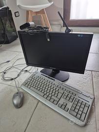 pc fisso hp pavilion con monitor samsung perfetti