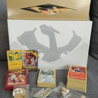 Kit carte pokemon con box di charizard
