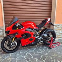 Ducati Panigale V4 Full carbon