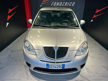 LANCIA Ypsilon 1.2 Oro