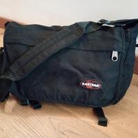 Borsa a tracolla EASTPACK 2 pezzi 