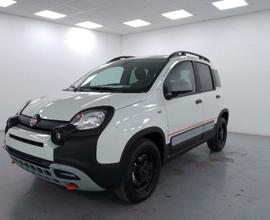 FIAT Panda 1.0 firefly hybrid Garmin s e s 70...