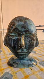 scultura ceramica smaltata fatta a mano artista