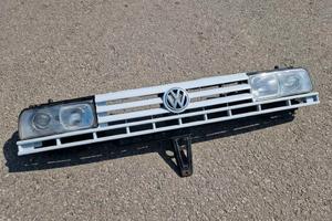 VW Golf 2 Rallye G60 – Phares avant et calandre