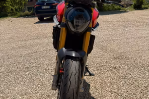 Ducati Monster SP accessoriata - 2024