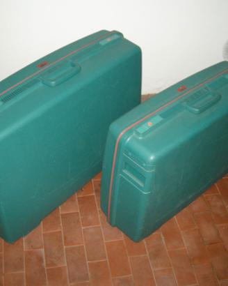 Set n. 2 valigie rigide Delsey