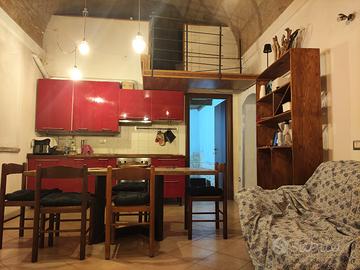 Trilocale zona Fiere: spese irrisorie, arredato