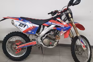 Honda CRE 250 enduro