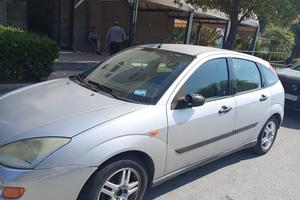 Ford Focus 1600 benzina  gpl