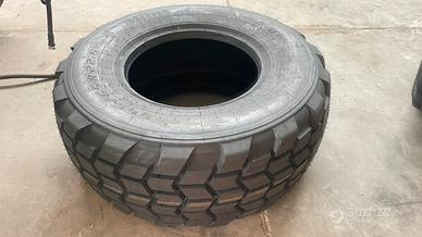 Gomme nuove445/65 r 22.5