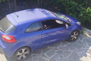 Kia Rio 1.1 CRDi (75 CV) 2012