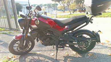 Leoncino Benelli 250