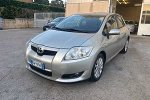 Toyota Auris 2.0 D-4D 136000km