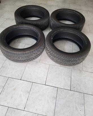Gomme M+S Nokian Tyres 235/50 R 19
99V