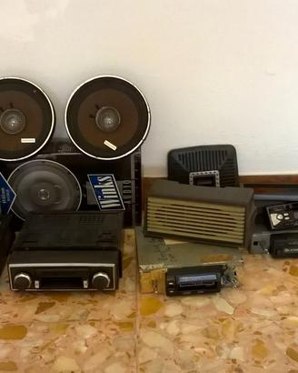 Lotto di componenti stereo per auto