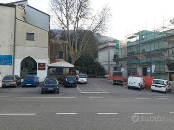 Semindipendente - con spazio esterno e terrazzo