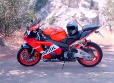 Honda CBR 900 RR FireBlade 954 + casco incluso