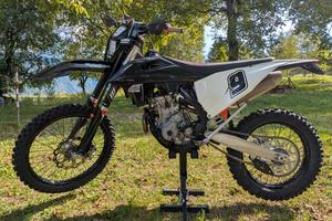 KTM 250 EXC-F 2022 – 136 ore – Akrapovic + WP XACT