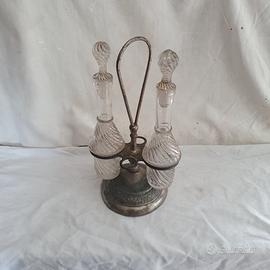 Antica oliera in vetro lavorato a mano