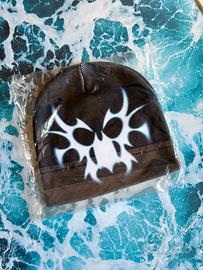 Beanie Pyrex x Chew Forever "King of Dark" - NUOVO