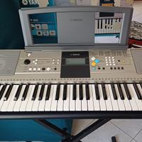 Tastiera Yamaha YPT - 320