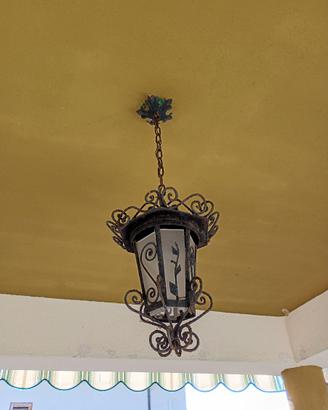 Lampadari in ferro battuto 