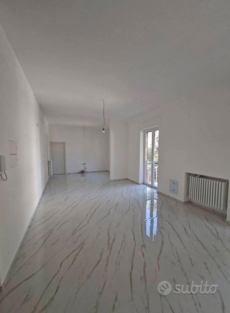 Barletta' appartamento con posto auto - Vista 4