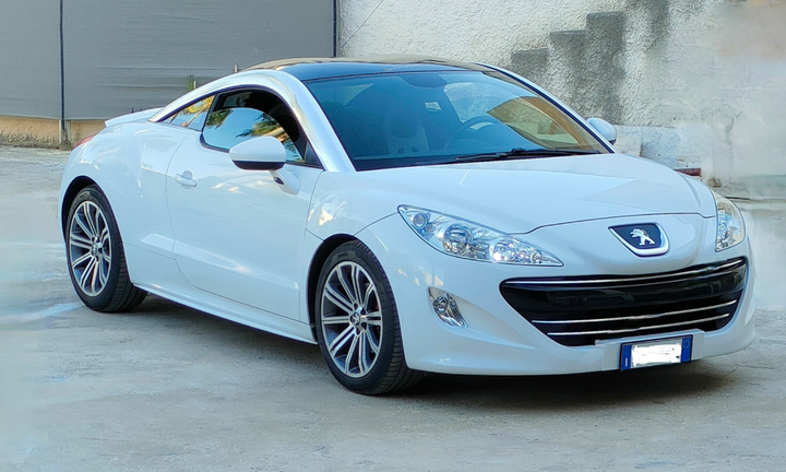 Peugeot RCZ