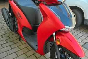 honda Sh 350 x ADV 350 o vespa 310