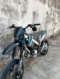 tm 125 motard