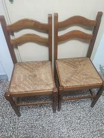 2 sedie in legno con seduta in paglia
