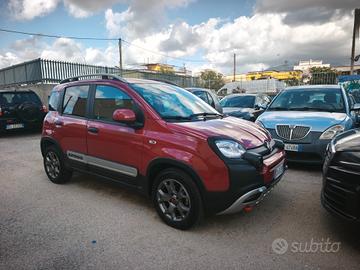 Fiat Panda 1.0 Hybrid 70cv Cross iper full