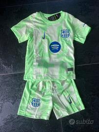 Completo maglia+pantaloncini FC Barcellona