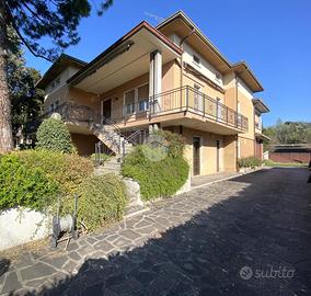 VILLA SINGOLA A CALVISANO