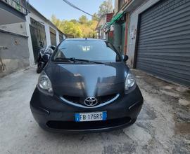 TOYOTA Aygo 1ª serie