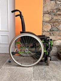 Carrozzina ad autospinta