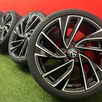 Cerchi VW 19 Golf 8 Adelaide Gomme Estive 235 35 1