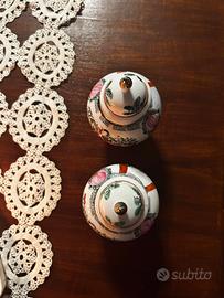 Due barattoli cinesi Canton Decor.