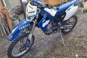 moto da cross Yamaha 