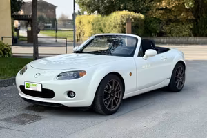 MAZDA MX-5 ROADSTER FIRE